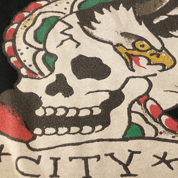 Don Ed Hardy Tee XXXXL New York City Black Skull - Picture 4 of 10